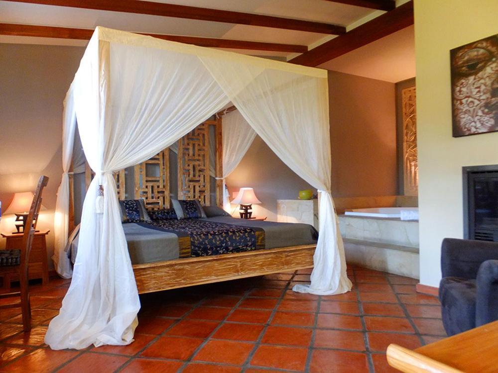 Masia Durba Hotel Castellnovo Zewnętrze zdjęcie